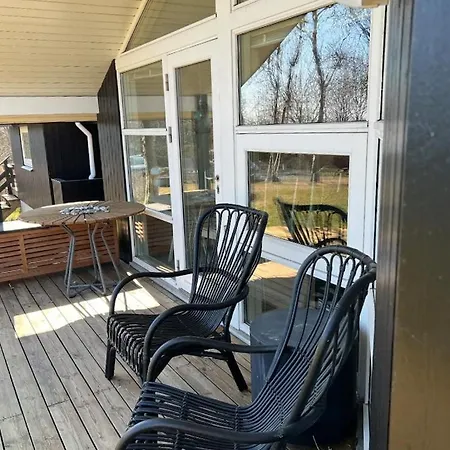 Family House In Two Homes At Fyns Head *