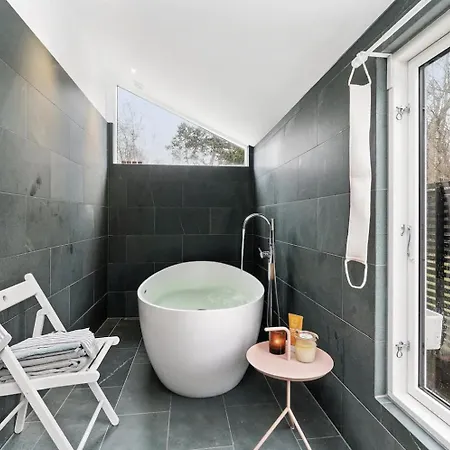 Feriehus Family House In Two Homes At Fyns Head