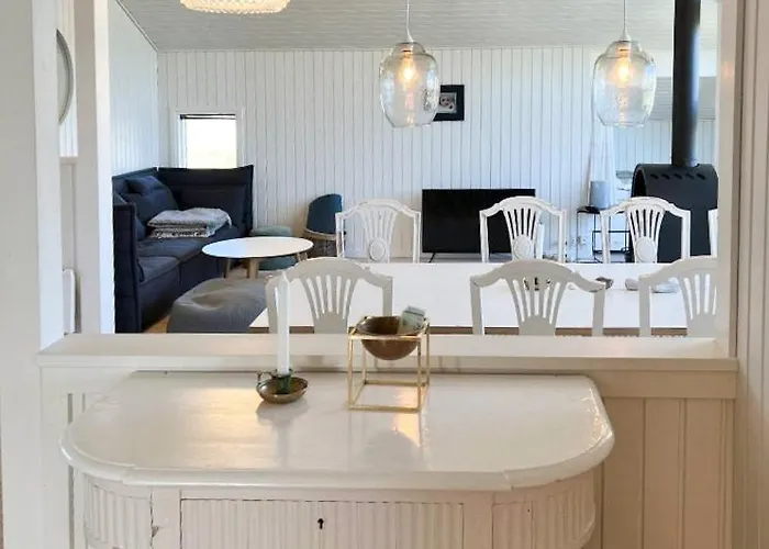 Family House In Two Homes At Fyns Head