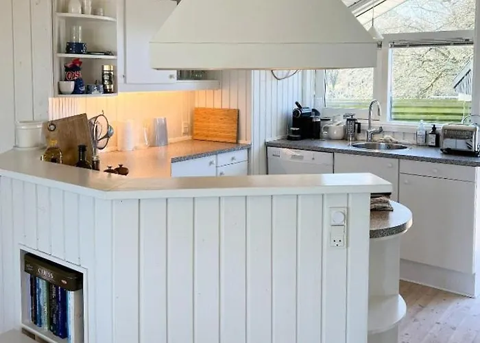 Family House In Two Homes At Fyns Head *