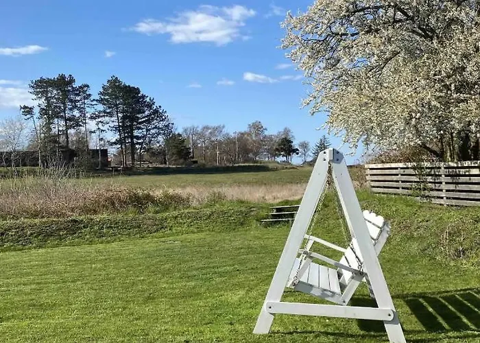 Semesterbostad Family House In Two Homes At Fyns Head *
