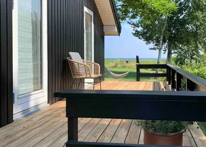 Family House In Two Homes At Fyns Head